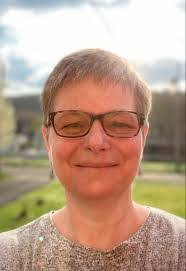 Tamara Burger's Instagram, Twitter & Facebook