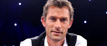 Check spelling or type a new query. Andre Bergdolmo Over Fietsen Met Heitinga Mido S Schaar En Golfen Met Koeman