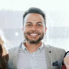 landroverasheville #marqueofdistinction #journeytoexcellence  #teamcelebration #fieldsfamily #luxurycars #landrover #asheville  #fieldsauto #northcarolina #fieldsawards #employeerecognition…