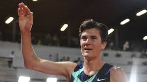If i'm not mistaken jakob, at 20 years of age, is the only athlete in history to run sub 3:30 (1500m) and sub 12:50 (5000m)? Aw On Twitter Jakob Ingebrigtsen Will Only Compete In The 1500m In Tokyo And Is Not Taking Part In The 5000m Athletics Olympics Https T Co Kaqtnhla2m