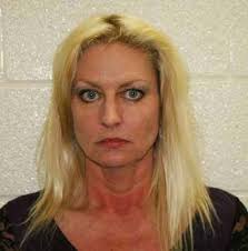 Cynthia Mueller's Instagram, Twitter & Facebook