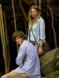 The awakening scene tratte dal film : Indiana Evans And Brenton Thwaites On Blue Lagoon The Awakening Teen Vogue