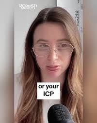 Sophy Chan's Instagram, Twitter & Facebook