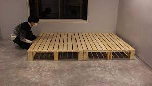 パレットベッドの作り方 spf材と角材を組み立てて自作する vol 35 diy magazine パレットベッド ベッド の 作り方 男の子の部屋のインテリア