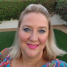 Holly Carson (@hcarson)