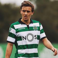 Francisco 'chico' oliveira geraldes (born 18 april 1995) is a portuguese footballer who plays for rio ave f.c. Jogador Do Sporting Foi Fotografado A Ler Saramago E Recebeu Reforcos Sporting Publico