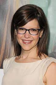To help you sort out the most 20 fantastic bob hairstyles for older ladies, we have compiled the best pictures of them. Hairstyle Ideas For A Small Forehead And Glasses Women Hairstyles