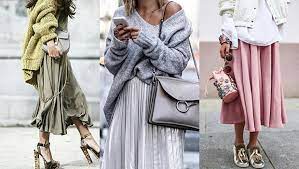How To Wear Oversized Sweaters With Skirts 7 Types Of Skirts To Try Be sure to always pair your oversized sweater with fitted bottoms such as skinny jeans, fitted trousers, leggings and skirts. to wear oversized sweaters with skirts