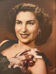 Loretta Mccafferty's Instagram, Twitter & Facebook