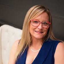 Angela Artale's Instagram, Twitter & Facebook