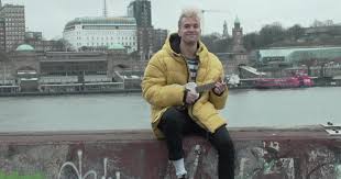 Als jendrick sigwart erfuhr, dass er für deutschland zum eurovision song contest fahren soll, war er gerade. Video Jendrik Vertritt Deutschland Eurovision Song Contest Ard Das Erste