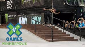 She is sponsored by the famous drink company red bull. Absolut Verdient Leticia Bufoni Pro For Plan B Skateboards Boardstation De Skateboard News Videos Und Mehr