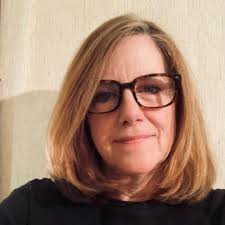 Monica McHale-Small☮️ (@MchaleSmall)