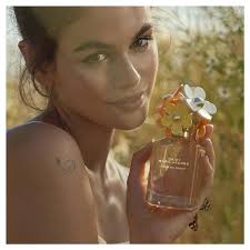 Buy Marc Jacobs Daisy Ever So Fresh Eau De Parfum 125ml Online at Chemist  Warehouse®