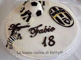 Torta Della Juventus Per I 18 Anni Di Fabio Torte Torte Dipinte A Mano Torte Dipinte