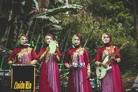 Music lagu edit qasidah panganting baru 2020. Grup Qasidah Legendaris Nasida Ria Sesalkan Lagu Dipakai Kampanye Pilpres 2019 Faktualnews Co