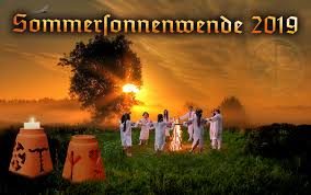 Mit der sommersonnenwende sind viele rituale verbunden. Sommersonnenwende Sonnenwendfeier Im Brauchtum Nordwelt Versand Gmbh
