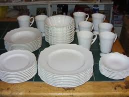 Villeroy Boch Country Heritage White China 47pc Set Made In Germany The Beautiful China Pattern Was Introduced In Villeroy Boch White China China Patterns