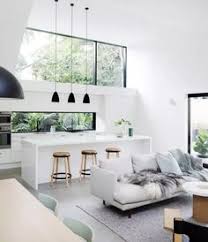 Since its original publication in 1938, larousse gastronomique has withstood the test of time and trend to remain the world's most authoritative culinary reference book. Profil De Mona Collienne Poutinne Pinterest