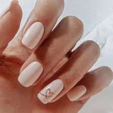 Aquí tenéis nada más y nada menos que 16 estampados diferentes para dibujar o sobre vuestras uñas y nos los trae hana4art. Unas Elegantes Para Un Evento Formal