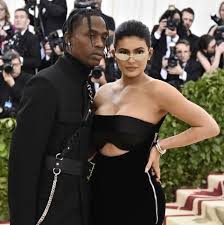 Kylie jenner adorably tries to get daughter stormi to pose for family photo with ex travis scott. Are Kylie Jenner And Travis Scott S Dating Again In February 2020