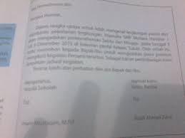 Jadi apabila ada surat yang ditujukan ke pihak lain dari suatu instansi yang berhubungan dengan kepentingan tugas maka surat itu dinamakan surat resmi. A Uraikanlah Maksud Isi Surat Dinas Diatas B Mengapa Panitia Merasa Perlu Menulis Surat Kepada Brainly Co Id