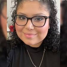 Ana Lemus (@analicialemus)