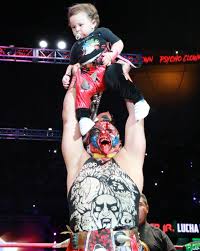 Psycho clown (born december 16, 1985) is the ring name of a mexican luchador enmascarado, or masked professional wrestler currently signed to lucha libre aaa worldwide (aaa). Psycho Clown Vs Dr Wagner Jr Or How I Remembered Why I Love Lucha Libre Hubpages