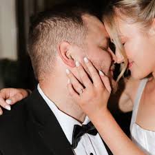 MiaDonnaHeroes Featured Couple: Maggie and Cameron