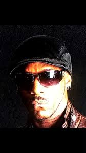 I remember in 1999 getting online. There are chatrooms but no avatars (  profile pictures ) representing the person in the chat room. Just screen  names. Things we're cool beans. Black Planet popped up. ...