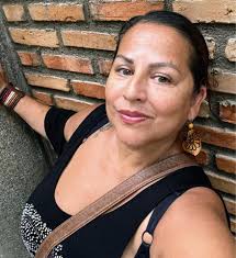 Watch Tom Cruise help a photographer who fell as he arrived at Victoria  Beckham's birthday party. (🎥: BACKGRID)