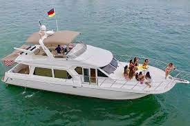 Navigator Flybridge 9189 Luxury Motor Boat Rental Fort Lauderdale Fl Sailo Best Yachts Boat Boat Rental