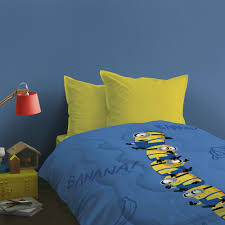 Couvre lit boutis 240x260cm vendu avec 2 taies 65x65cm. Housse De Couette Minions Banana Polyester 140x200cm Simbashop Nl