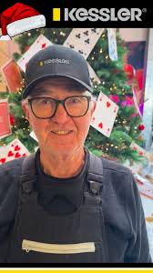 Die Rolladen Kessler GmbH möchte euch mit diesem Reel ganz herzlich frohe  Weihnachten wünschen! 🎄✨ Wir sind dankbar für ein erfolgreiches Jahr und  freuen uns, mit so tollen Menschen ...
