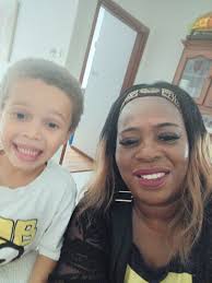 Angela Morris (@angierose50) · London