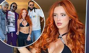 Daily mail | the latest from daily mail online on celebrities, royals, fashion, lifestyle and more. 6egqt1b36hdhim