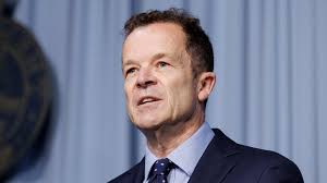 Slater + Gordon: Top law firm reports former employee after email scandal