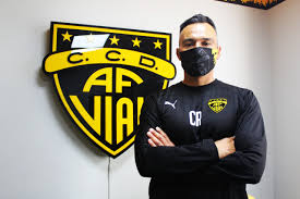 Actualmente en 1ra división femenina y campeonato ascenso masculino. Fernandez Vial Y Un Once Que Promete La Pelota Es Mia Somos El Portal De Noticias Del Futbol De Biobio Y Nuble