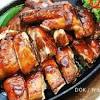 Hanya perlu mau sedikit repot dan berani berhadapan dengan panggangan, maka makan malam atau buka puasa hari ini padahal, ayam bisa kok dimasak terlebih dahulu bersama bumbu atau bahkan dimasukkan oven dulu hingga matang total. 1