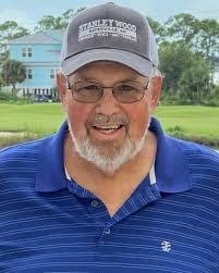 Ruth Curl's Instagram, Twitter & Facebook