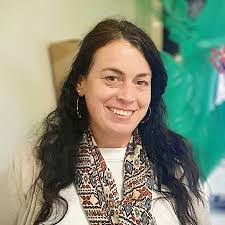 Chloe Mercer's Instagram, Twitter & Facebook