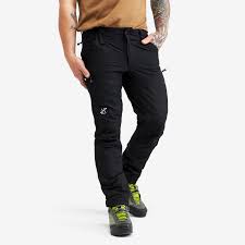 Mit stretcheinsätzen und abriebfesten cordura® relevantes race hosen video ergebnisse. Rvrc Gp Pro Short Pants Men Black Revolutionrace