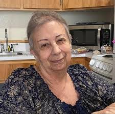 Tami Hoisington's Instagram, Twitter & Facebook