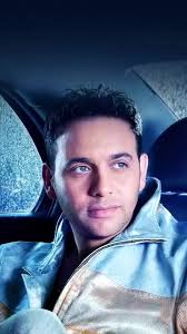 حالات واتس اب مصطفى قمر بسلم عليك