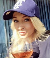 Complete player biography and stats. Cedric Paquette S New Girlfriend Marie Kamille Groleau Bio Wiki
