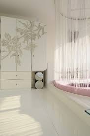 A round bed, or a circular bed gives a dynamic and a bit unexpected look to the bedroom. 40 Round Bed Ideas An Exciting Atmosphere In The Bedroom