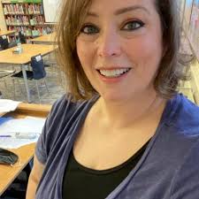 Christine Cannata's Instagram, Twitter & Facebook