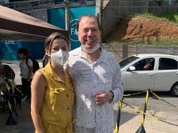 It was first identified in december 2019 in wuhan,. Silvio Santos E Vacinado Contra A Covid 19 Agradecendo
