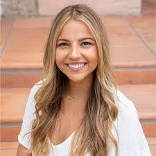 Leslie Kunkle's Instagram, Twitter & Facebook