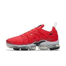 Air Max Vapormax Plus Black And Red Air Vapormax Plus Men S Shoe Nike Gb Nike Air Max Running Nike Air Vapormax Nike Air Max